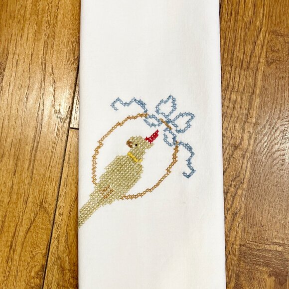 Lot of vintage linen embroidered napkins and tablecloths - Picture 14 of 16